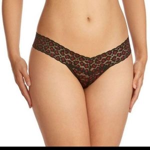 NWT Hanky Panky Red Black Leopard Low Rise Thong